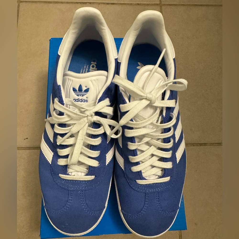 Adidas Gazelle, size US men 6.5/ women 7.5